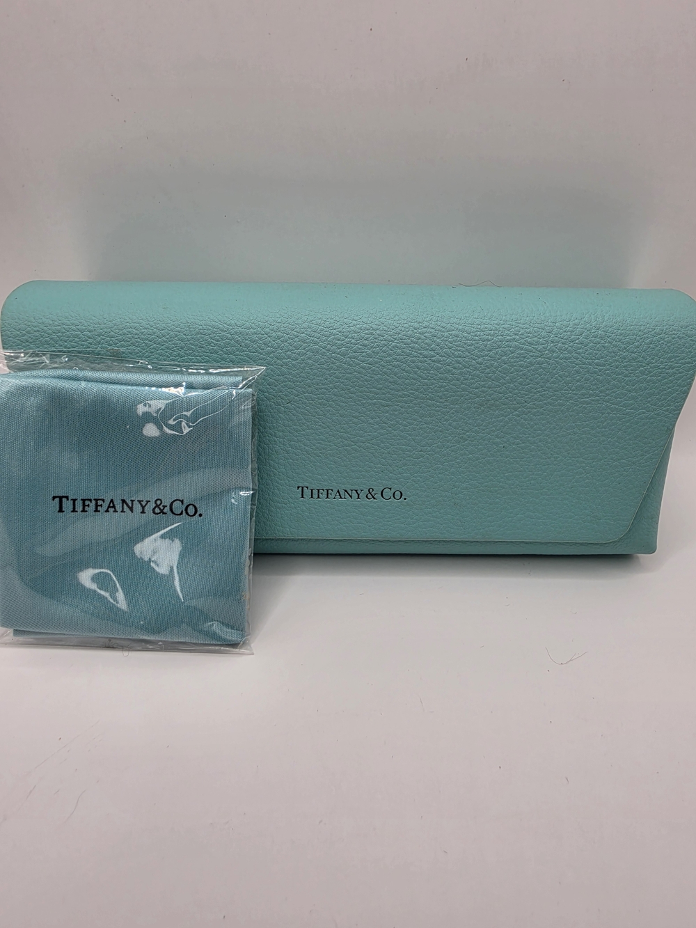 Tiffany & Co. Blue Eyeglass/Sunglass Case with Cleaning Cloth